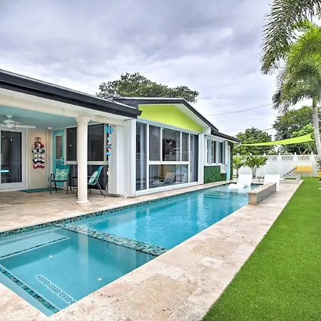 Vibrant Home With Outdoor Oasis About 1 Mi To Beach!